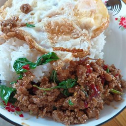 ข้่าวกระเพราเนื้อ