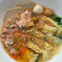 คุณศรีก๋วยเตี๋ยวหมูต้มยำสูตรโบราณ