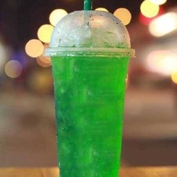 เขียวโซดา [Cream soda]
