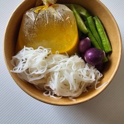 แย่งกิน