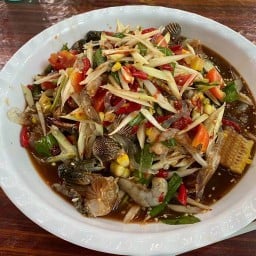 ส้มตำบังเอิญ บ้านเหล่าบักเลร้อยเอ็ด