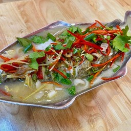 ปลากระพงนึ่งบ๊วย