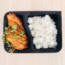 ข้าวหน้า หมูทอด,ไก่ทอด