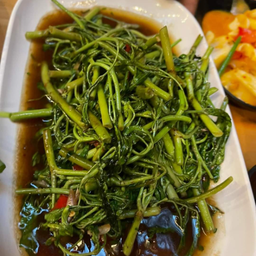 กระเฉดไฟแดง