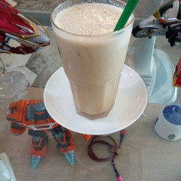 นมน้ำผึ้งปั่น