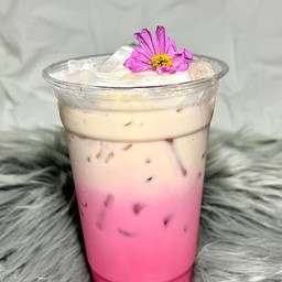 นมชมพูเย็น