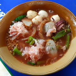ก๋วยเตี๋ยวเยนตาโฟ