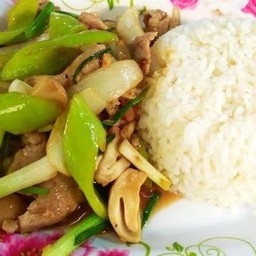 ผัดพริกอ่อน