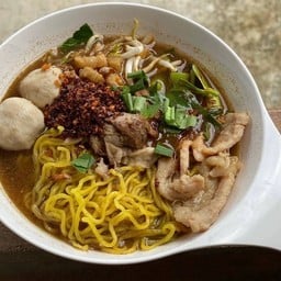 ก๋วยเตี๋ยวแชมป์ฟากเลย