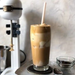 กาแฟน้ำมะพร้าวนมสดปั่น