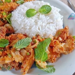 เฮียอ้วนข้าวมันไก่รสเด็ด รามคำแหง24  แยก28