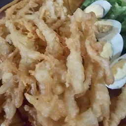 ยำเห็ดเข็มทองทอด