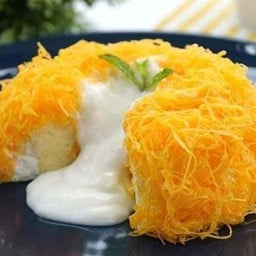 เค้กฝอยทองลาวามะพร้าวอ่อน