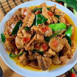 ไก่ผัดตะไคร้