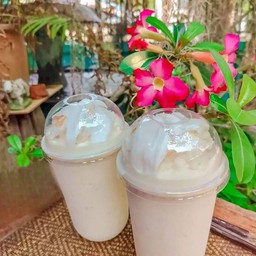 น้ำมะพร้าวปั่นนมสด