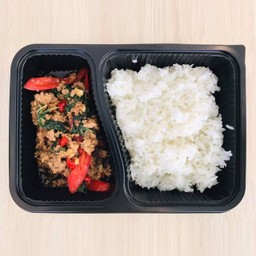 ข้าวกะเพรา หมู, ไก่, กุ้ง (เลือกเนื้อสัตว์ในตัวเลือก)