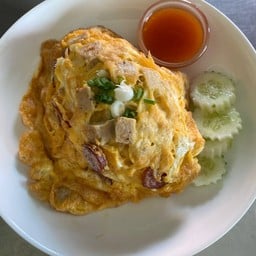 ข้าวไข่เจียวทรงเครื่อง