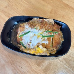 หมูทอดทรงเครื่อง