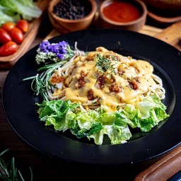 สปาเก็ตตี้ เคอรี่ชีส ซอสหมูสับ