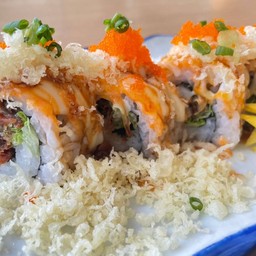 แซลมอนสกิลโรล