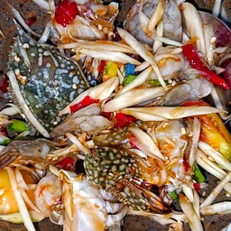 ตำปูม้า กุ้งสด