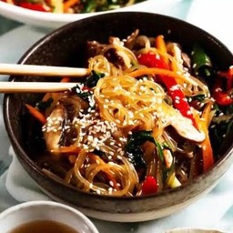 ผัดวุ้นเส้นแก้วเกาหลี