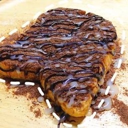 ขนมปังปิ้ง เนย-โอวัลตินภูเขาไฟราดช็อค (1 แผ่น)