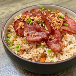 ข้าวผัดเบค่อน