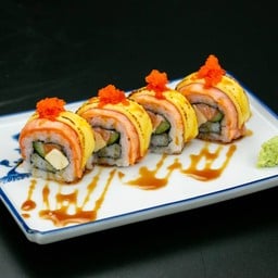 แซลมอนชีสโรล