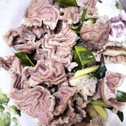 เนื้อขาลายลวกจิ้ม