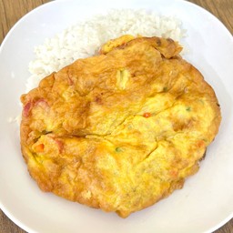 ข้าวไข่เจียวทรงเครื่อง