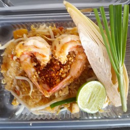 ผัดไทยกุ้งสด