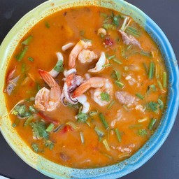 ต้มยำกุ้ง+หมึก