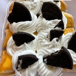 ขนมปังปิ้งวิปครีมโอลิโอ