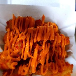 เฟรนช์ฟรายส์เขย่าราดชีส (ฮาลาล) (บางคอแหลม18)