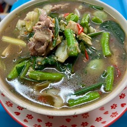 แกงอ่อมไก่