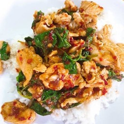 กระเพราไก่