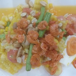 ตำข้าวโพดไข่เค็ม