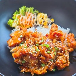 ข้าวไก่ทอด ซอสเกาหลี