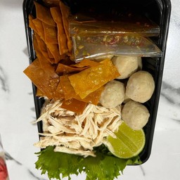 เบิ้ลหมี่ไก่ฉีก อยู่เจริญ