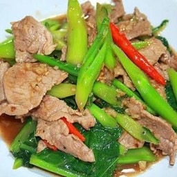 คะน้าผัดน้ำมันหอย