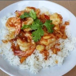 ข้าวกุ้งกระเทียมพริกไทย