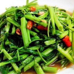 ผักบุ้งผัดน้ำมันหอย