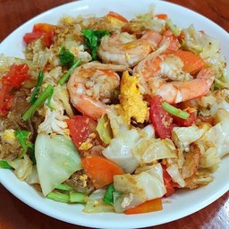 ผัดวุ้นเส้นกุ้งสด (แบบกับข้าว)