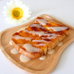 ปังแผ่นเนยนม