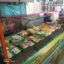 ร้านข้าวแกงปักษ์ใต้(อาหารอิสลาม)นิตรี ตลาดสยามไนท์มาร์เก็ตในซอยกระทิงแดง