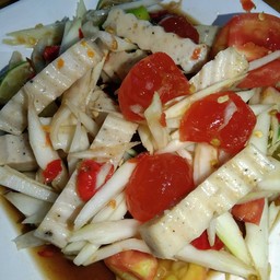 ตำหมูยอไข่แดง