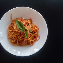 ซอสมะเขือเทศเบคอนพริกขี้หนู