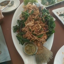 ปลากะพง,ทับทิม,ทอดสมุนไพร