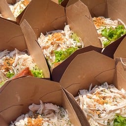 ELLY EATERY หมี่ไก่กรุ๊บกรั๊บสาขา เทพารักษ์ เทพารักษ์